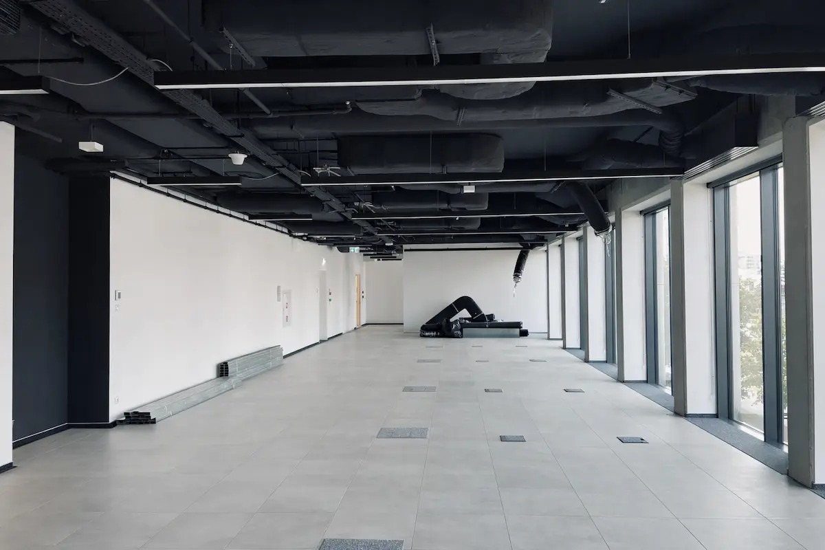 General contracting and office fit-out in Warsaw - CAT A office building in Mokotów