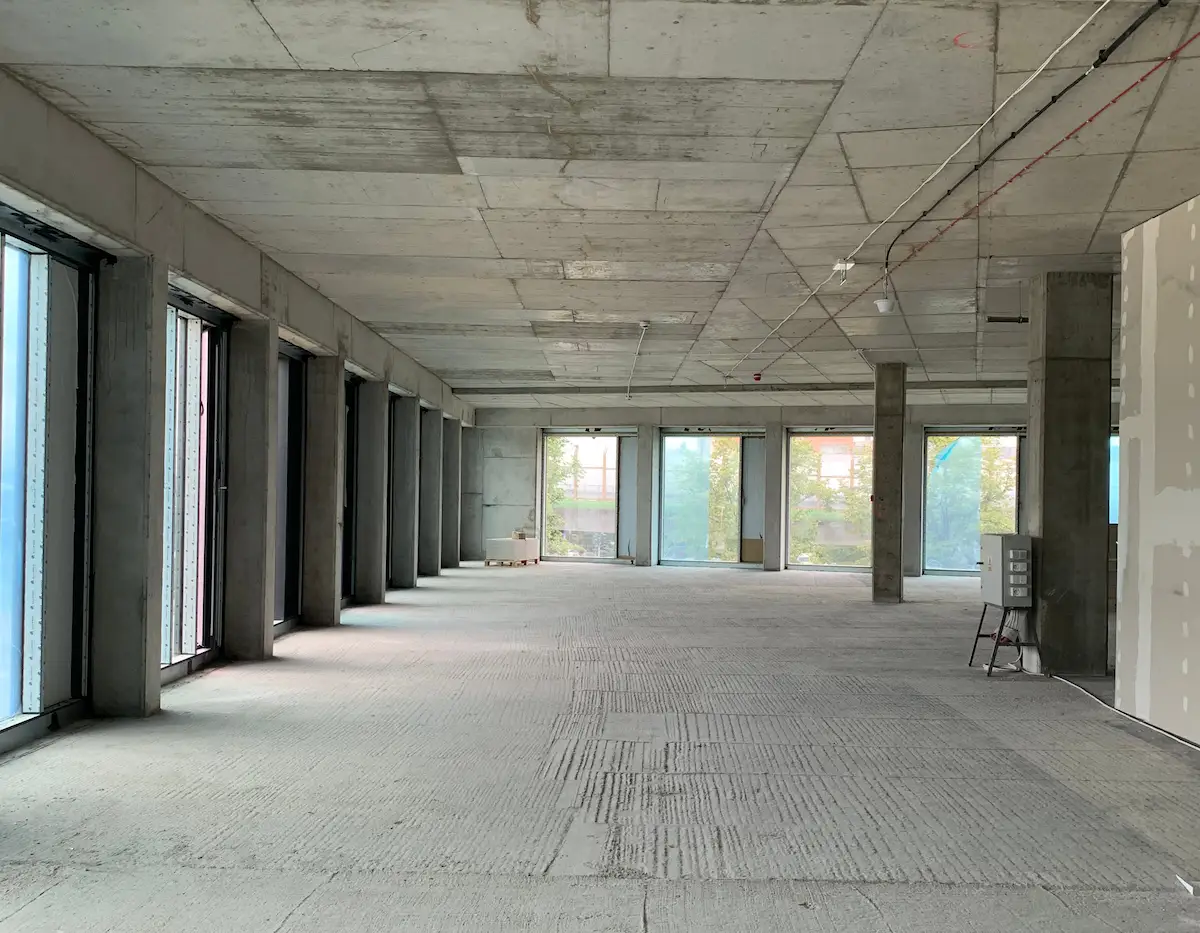 Powierzchnia biurowa przed koordynacją instalacji HVAC i sanitarnych