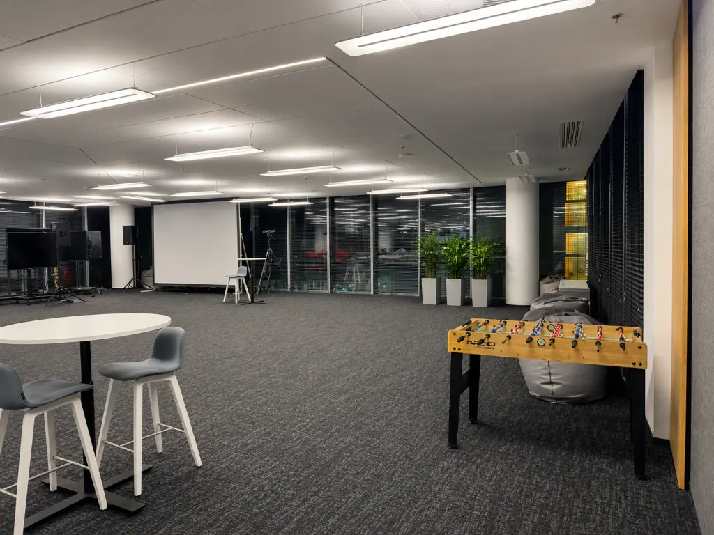 Warsaw office after completion of works by Ecoffices as general contractor